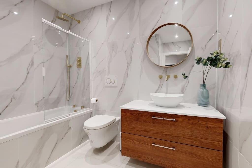 Stylish 2Bed Flat 10Min To Wimbledon Tennis Courts London Exterior foto